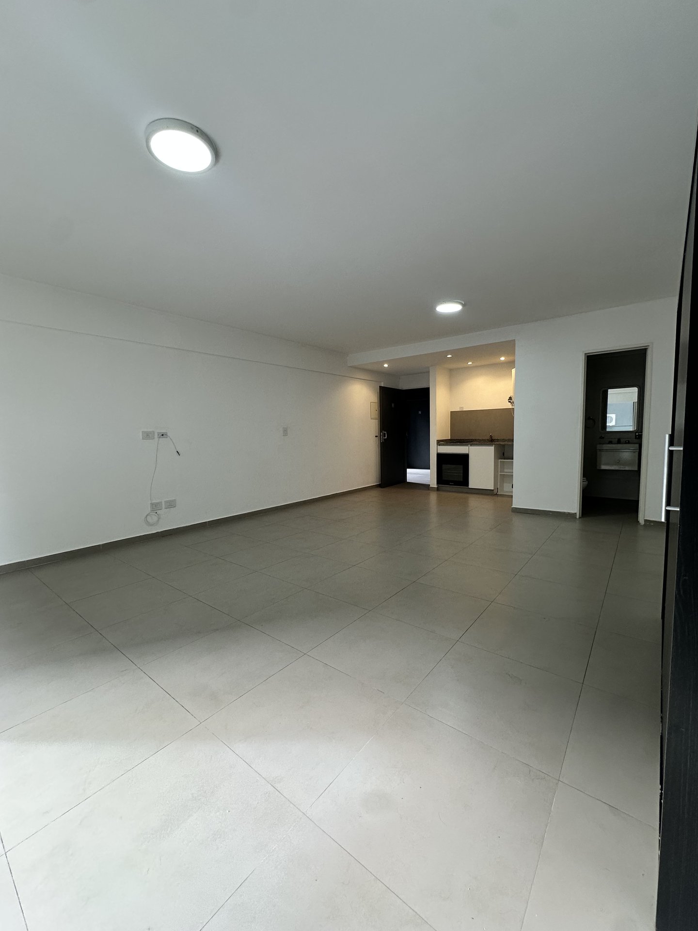 Monoambiente amplio con cocina integrada en Áureo 1552, San Fernando